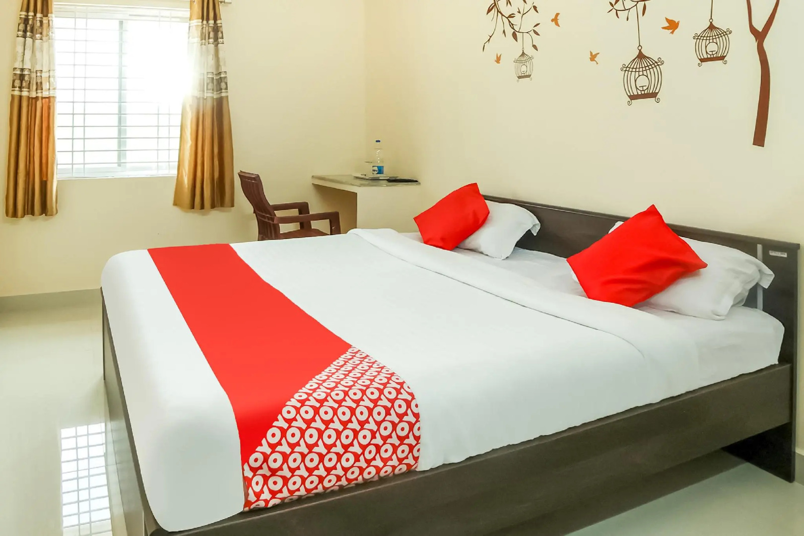 OYO 74790 Nandas Grand