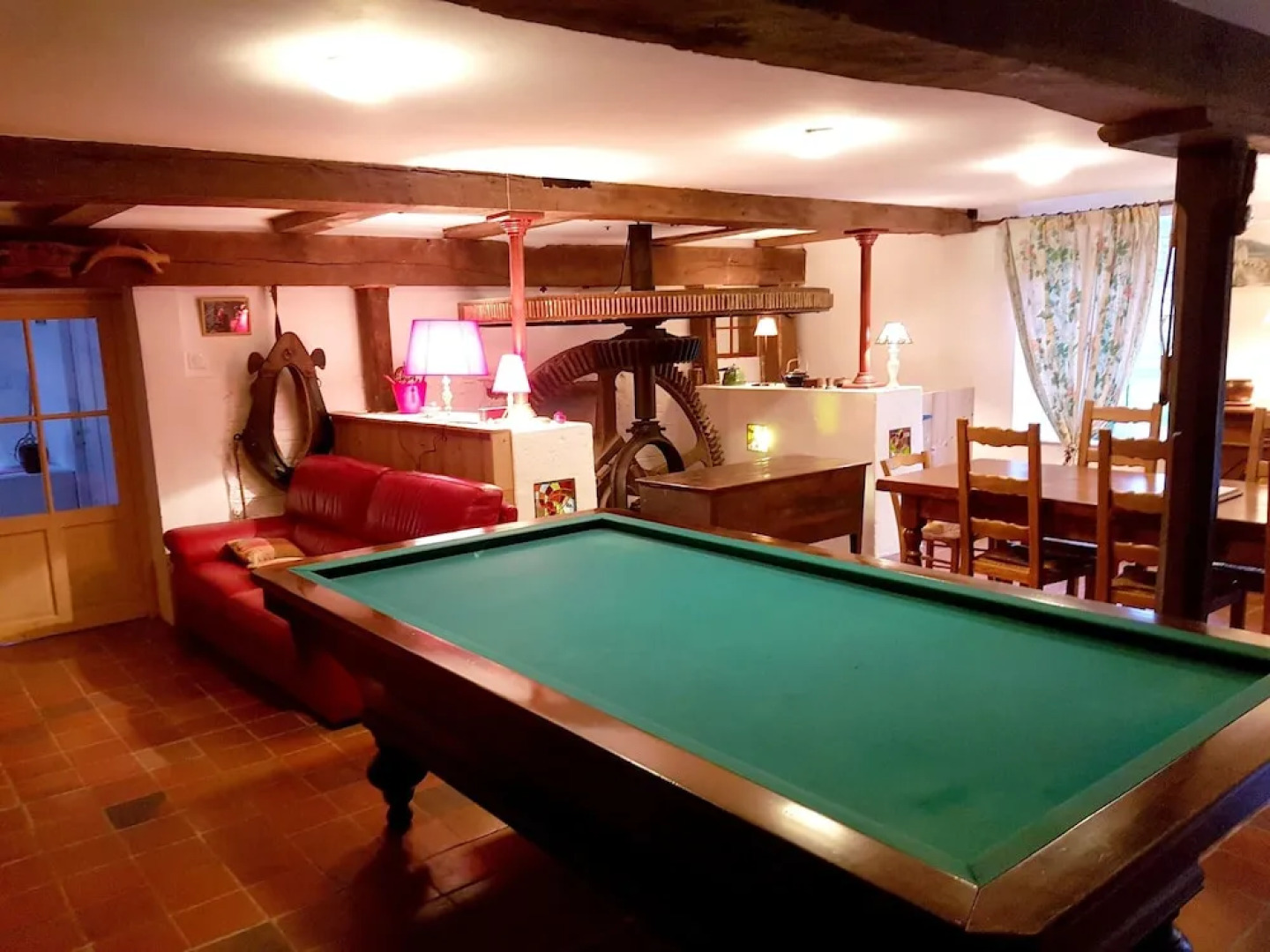 Property With 5 Bedrooms in Saint-paul-de-varax, With Private Pool, Fu