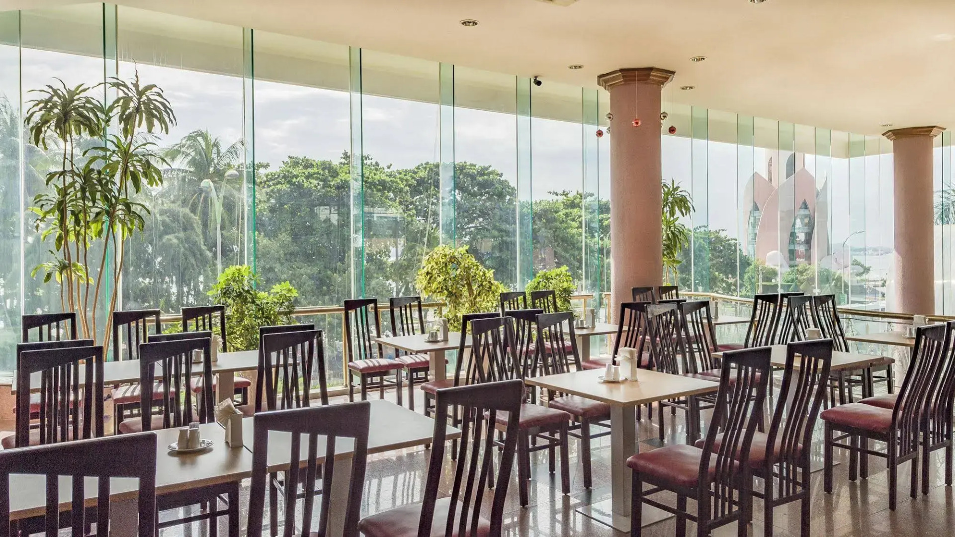 Nha Trang Lodge Hotel