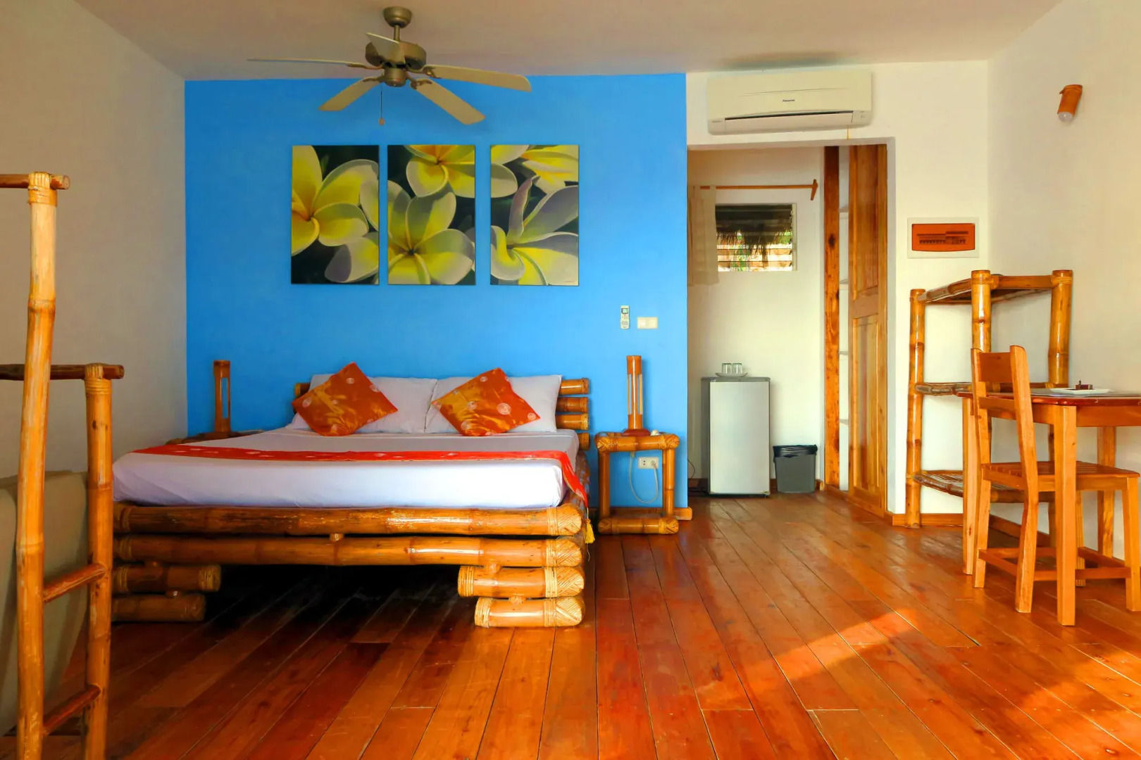 Tepanee Beach Resort