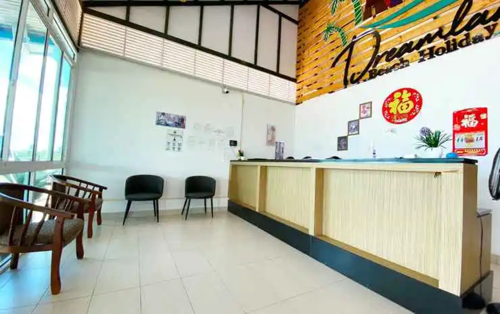 Dreamland Beach Holiday