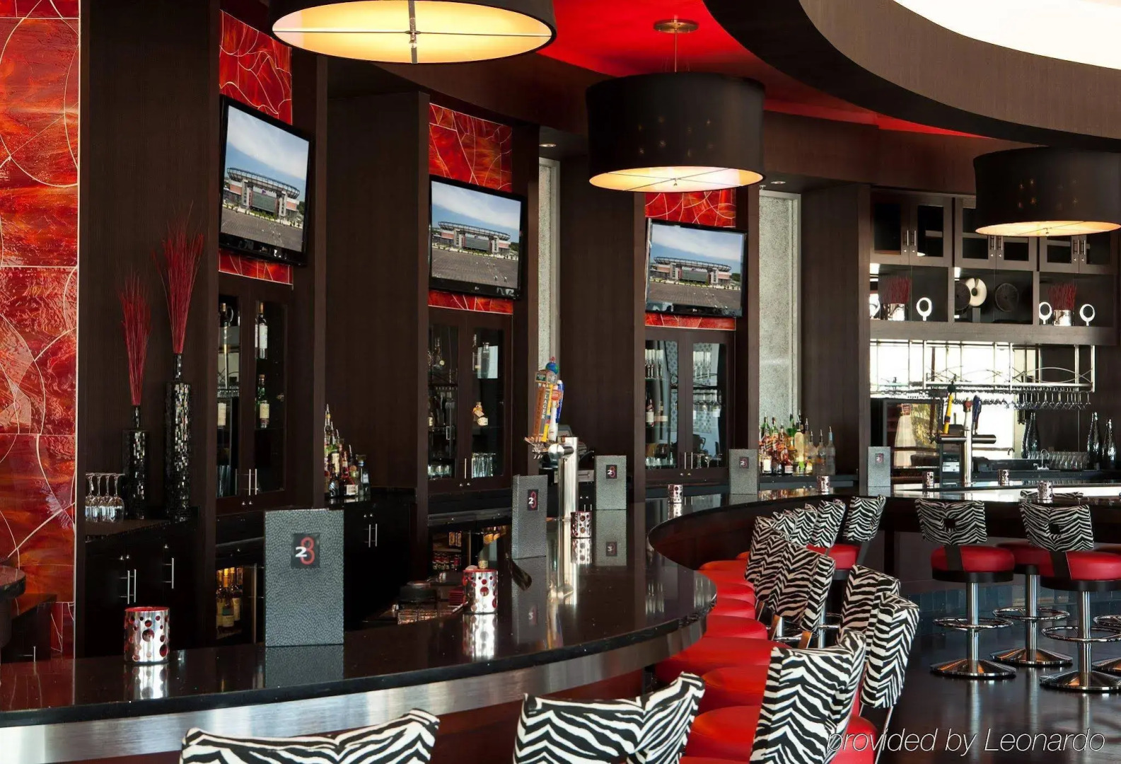 Renaissance by Marriott Boston Patriot Place Hotel