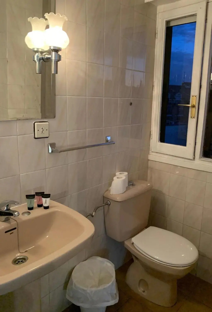 Restaurante Y Hotel Puerta De Aranda