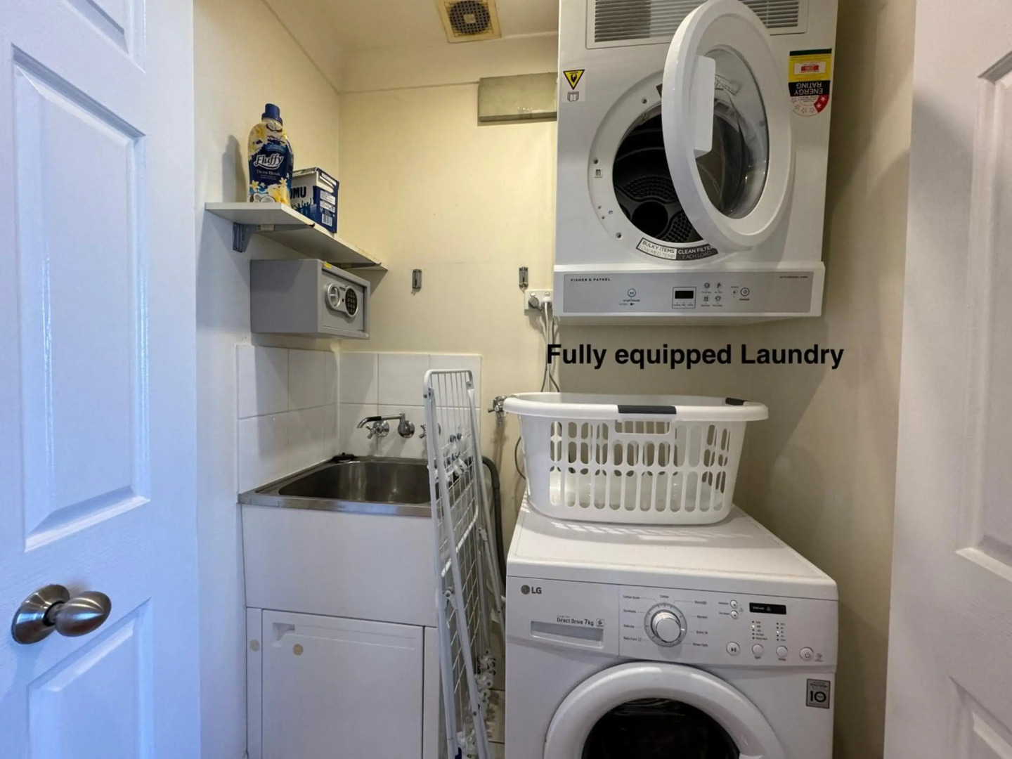 Townsville Lighthouse - 3/103 Strand