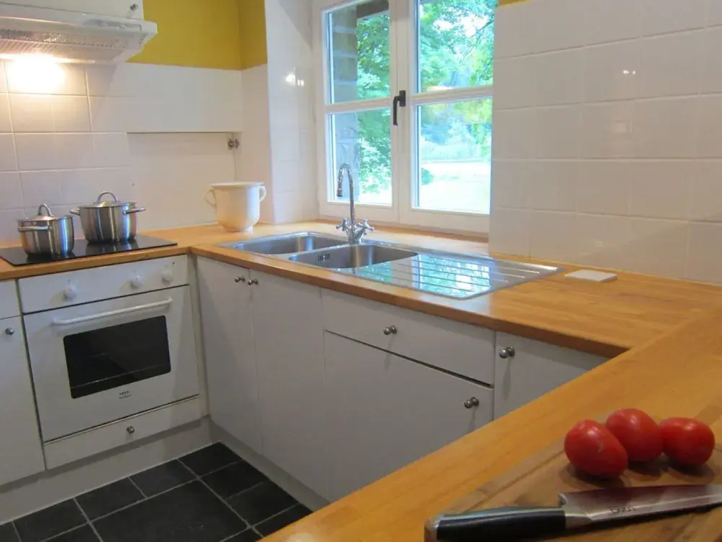 Wonderful Loft near Bastogne in Castle of Xviith History