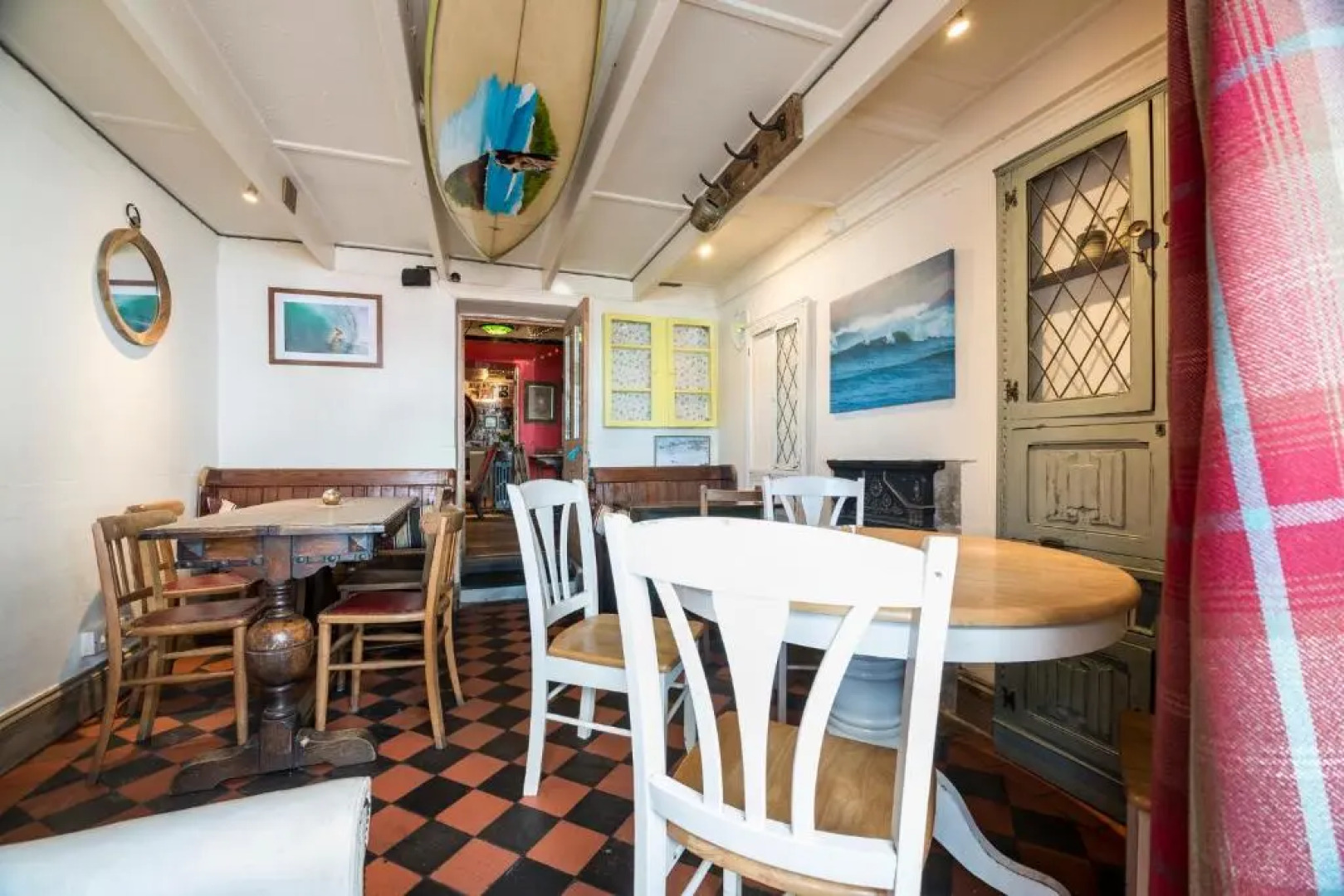 Manorbier Castle Inn Bay Room (Adults Only)