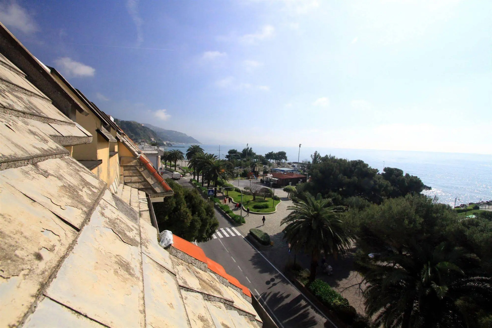 Ena Hotel
