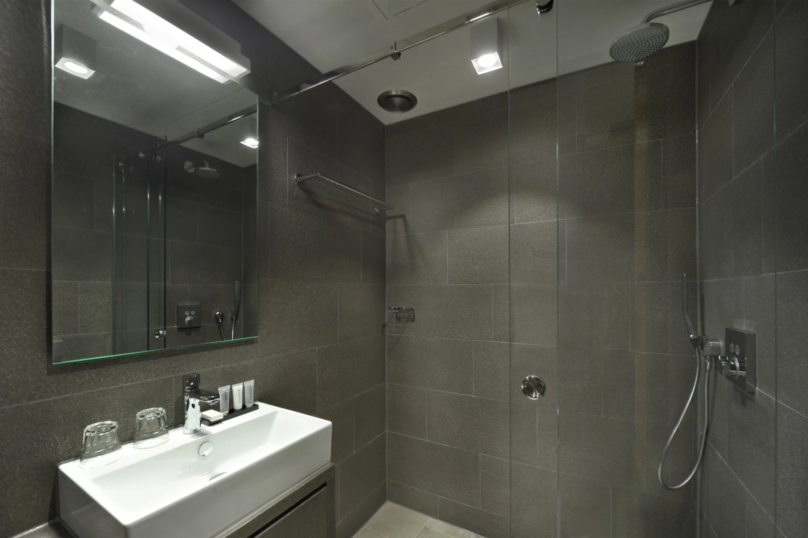 Amsterdam Forest Hotel