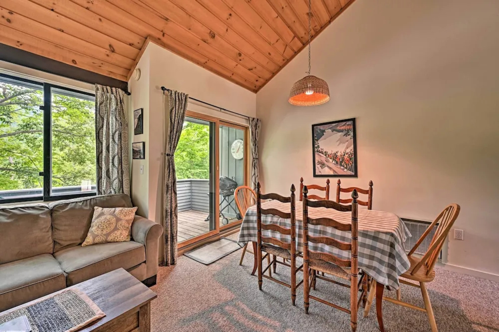 Village of Loon Mtn Condo w/ Fireplace & Balcony!