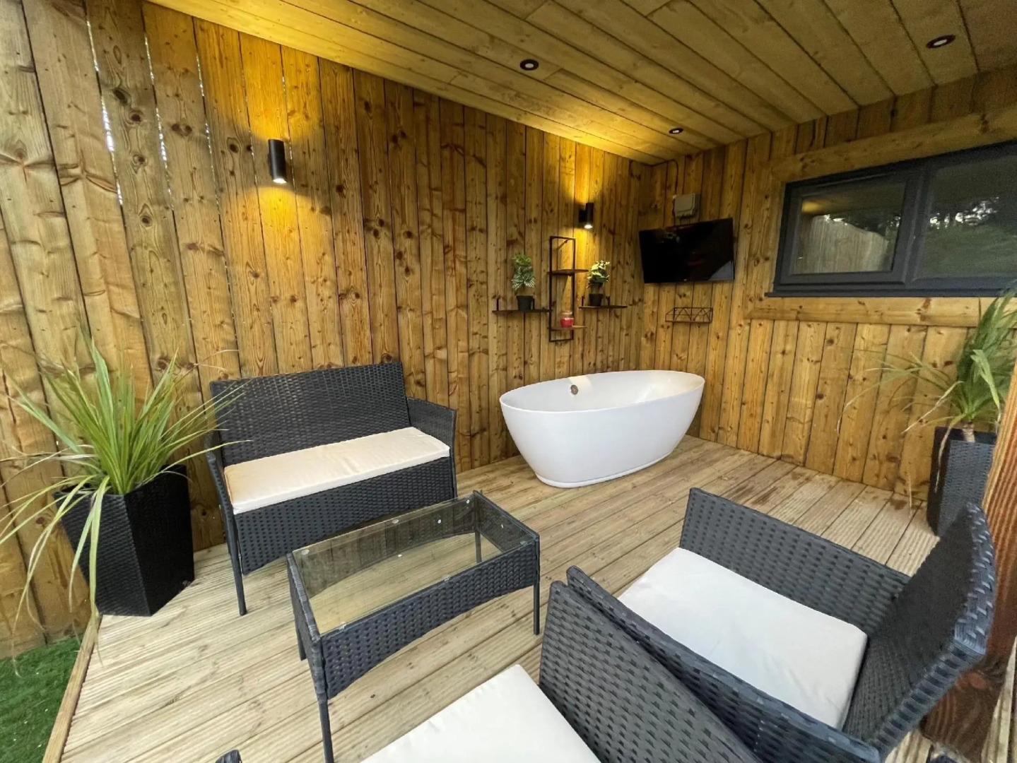 Little Paddock Lodges