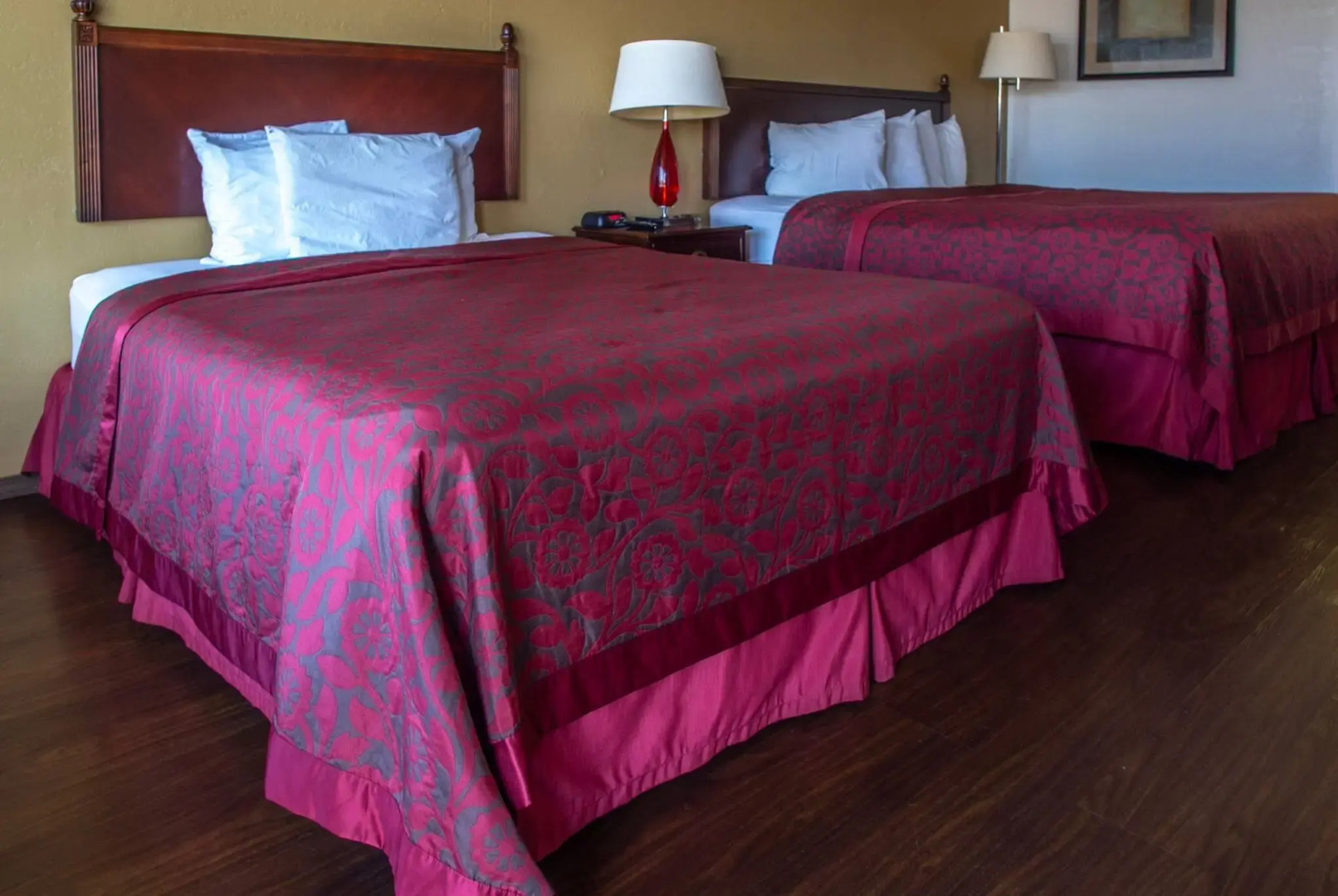 Days Inn by Wyndham Clinton