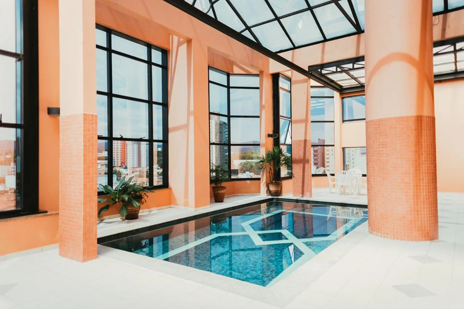 Summit Suítes Hotel Jundiaí