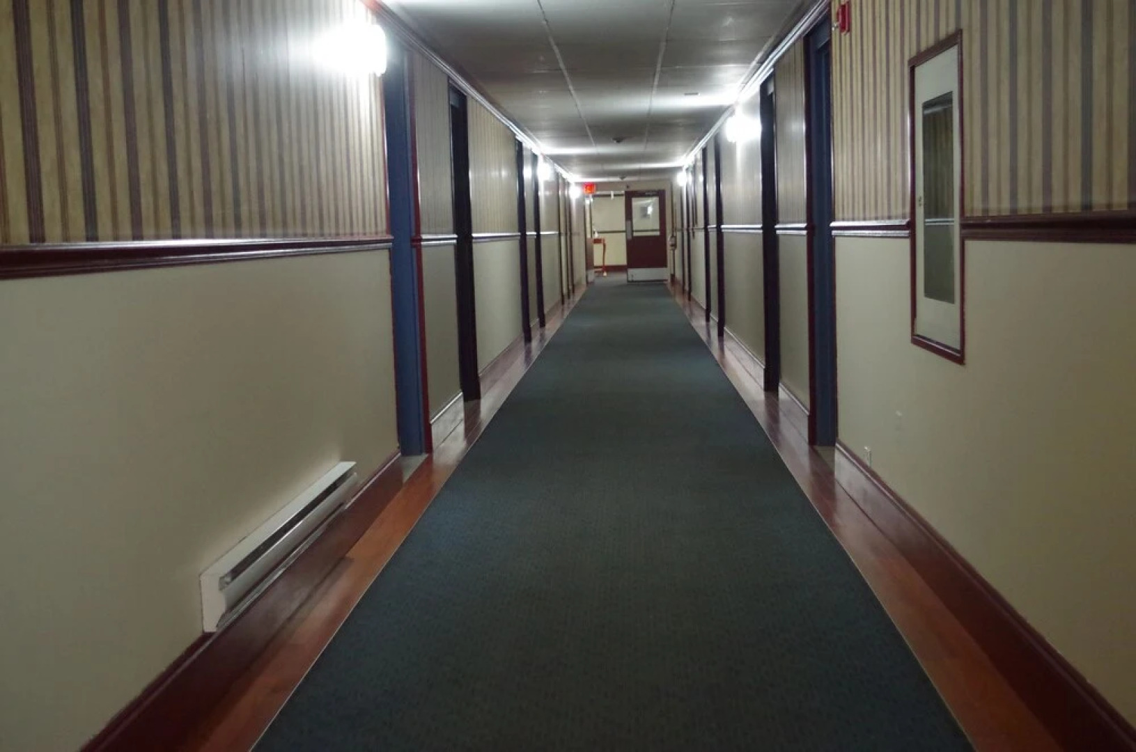 Causeway Bay Hotel Sparwood