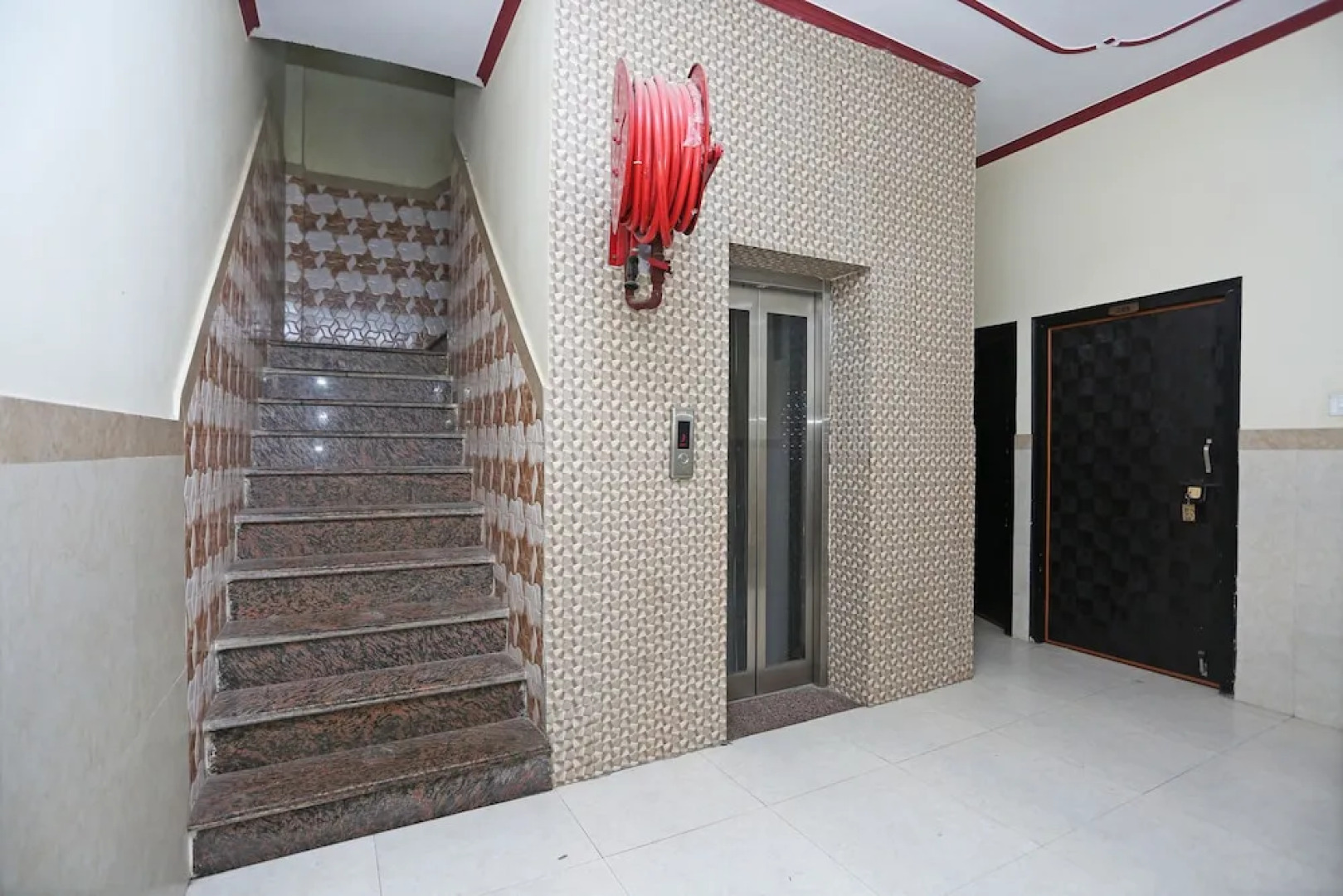 OYO 10827 Hotel Dev Bhoomi