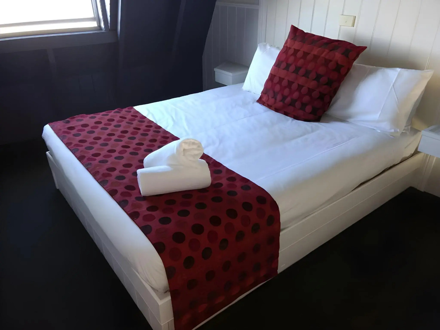 Diamond Island Resort & Penguin viewing