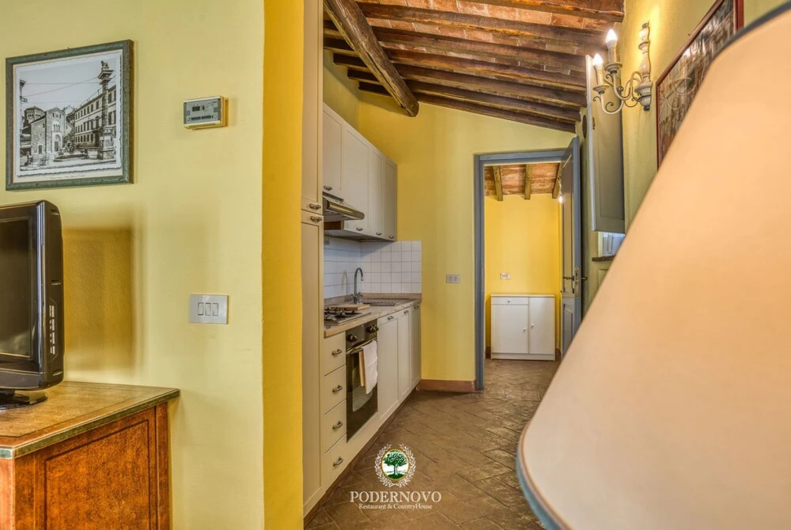 Podernovo di Castello delle Regine