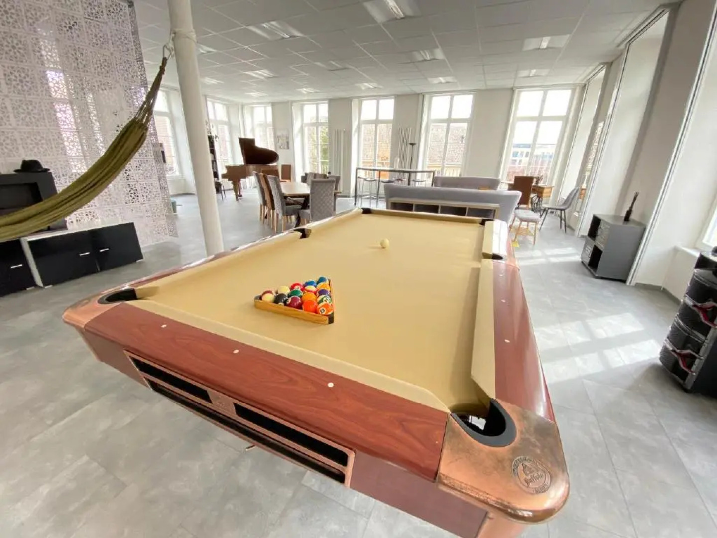 The 5 Continents - All 3 floors by Stay Swiss