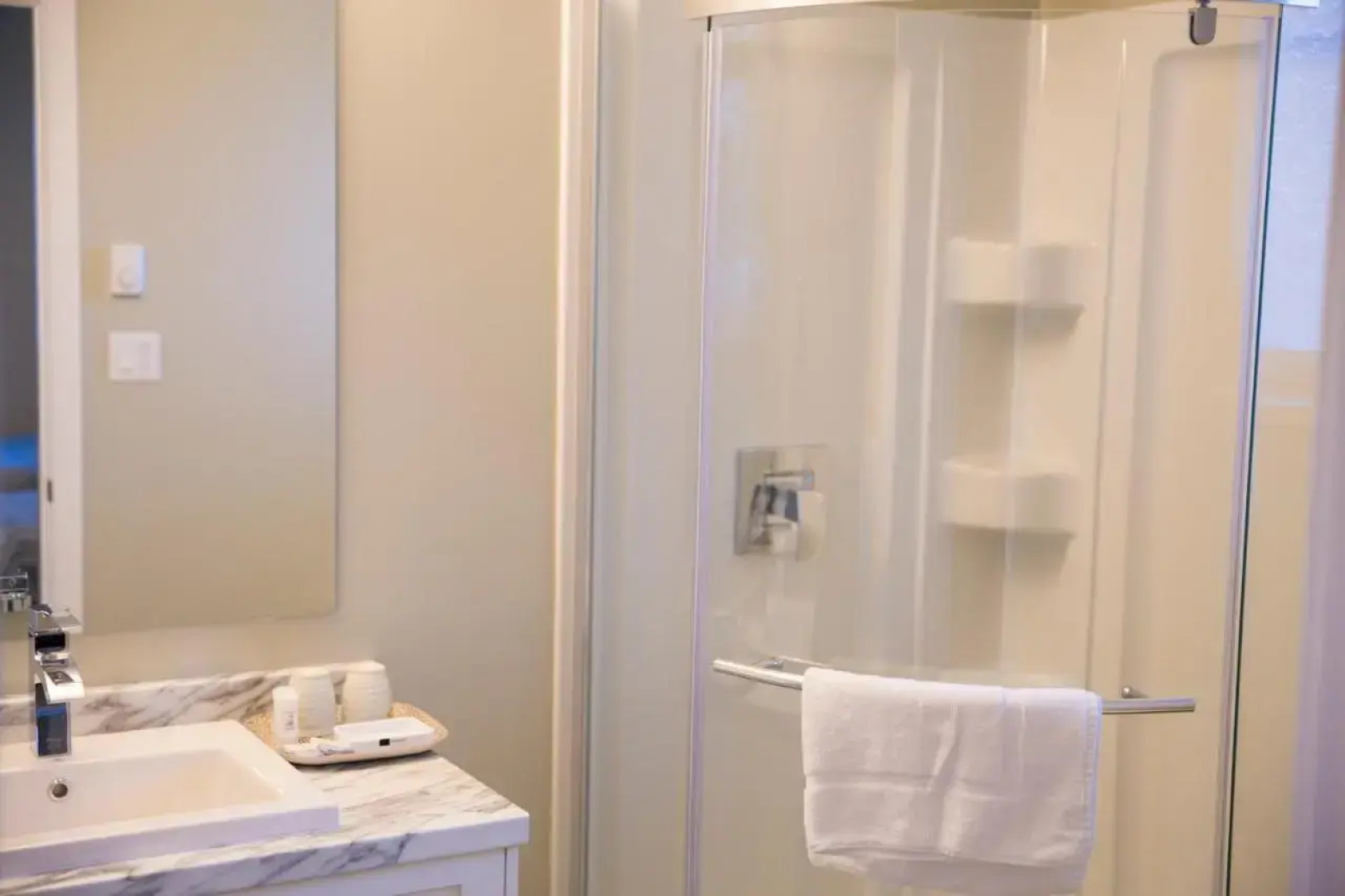 Downtown Whitehorse Deluxe 2 Bedroom Condo