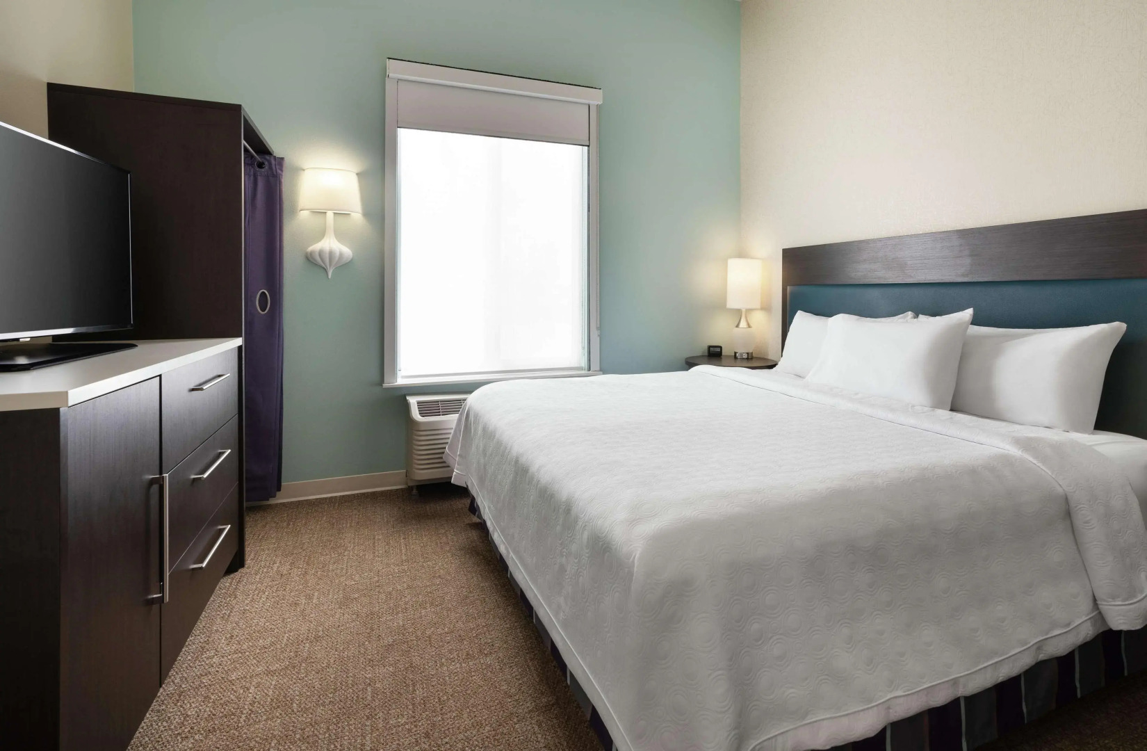 Home2 Suites by Hilton Anchorage / Midtown