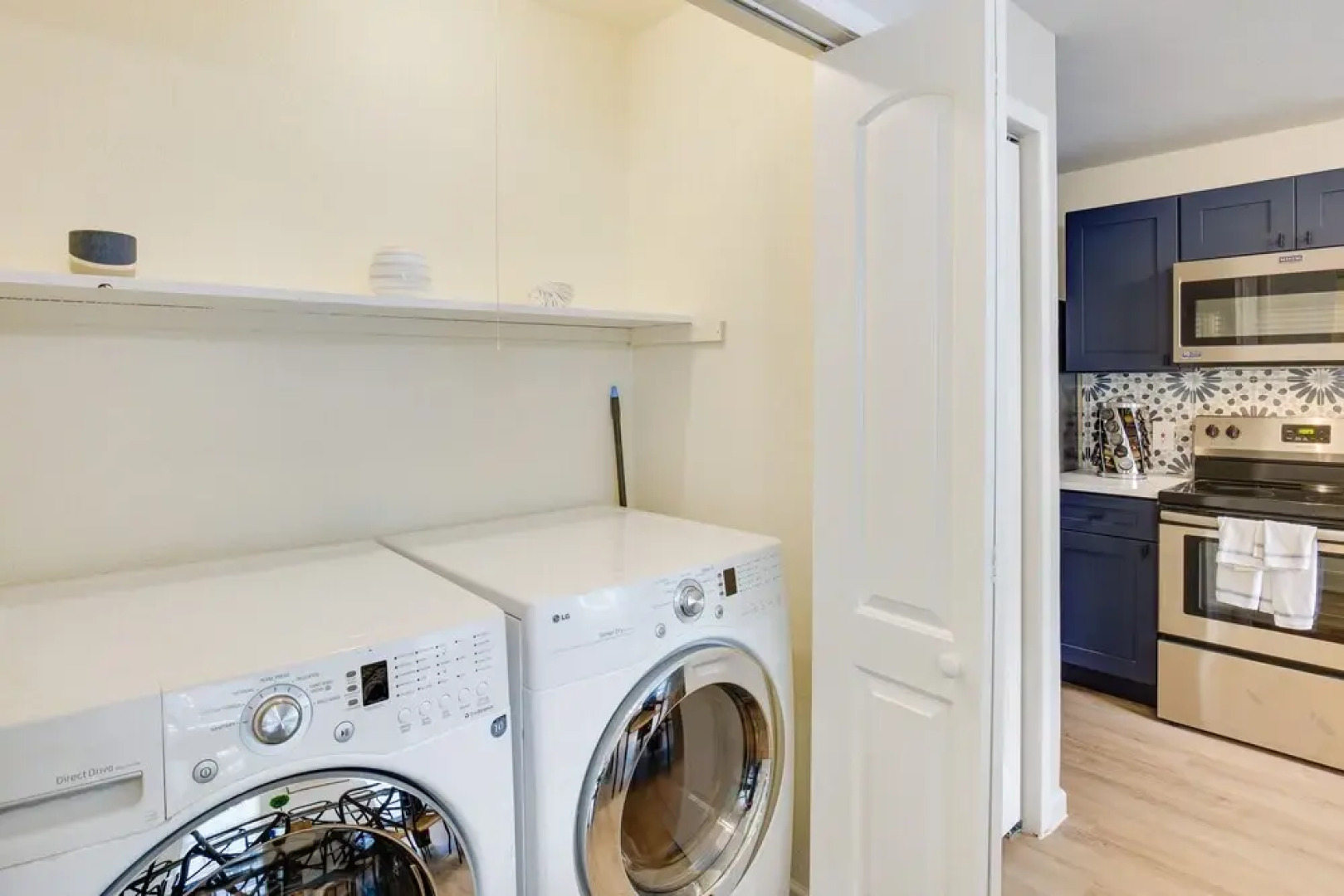 Hot Tub & Lake Access: Malakoff Retreat!