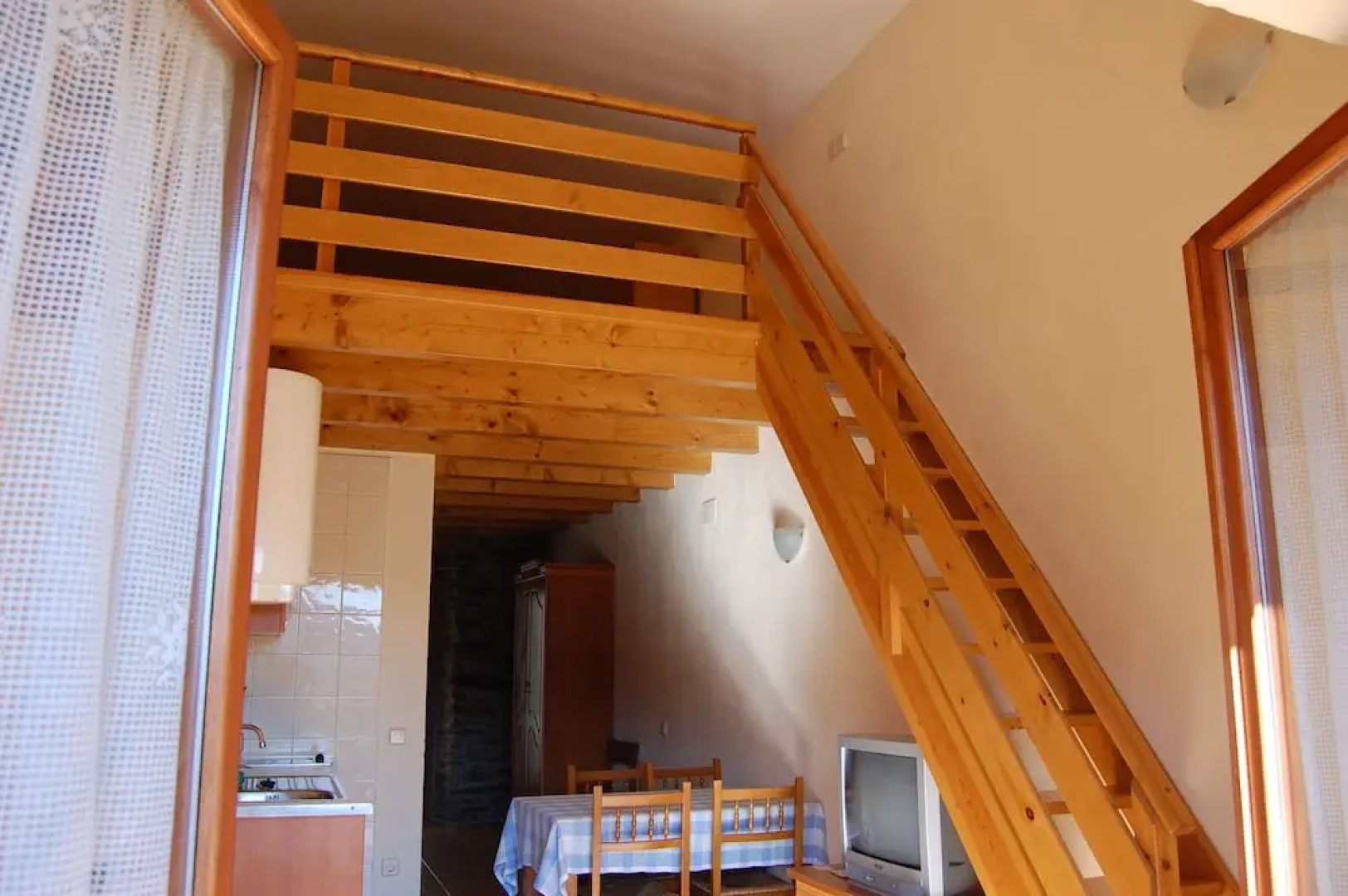 Apartaments Turistics Cal Ferrer