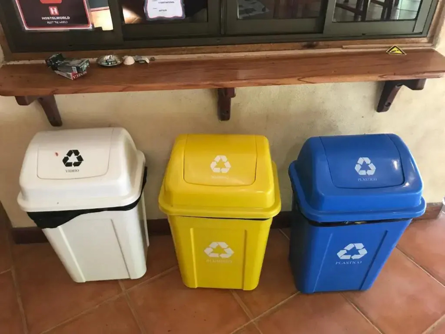 Palapa Hut Hostel & Camping