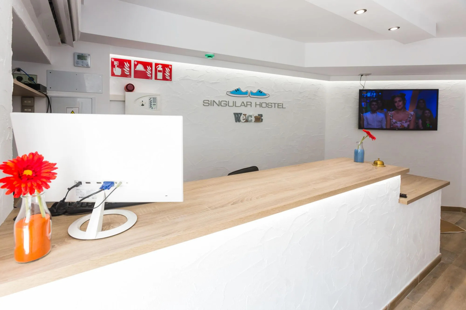 Y Hostel - Albergue Juvenil