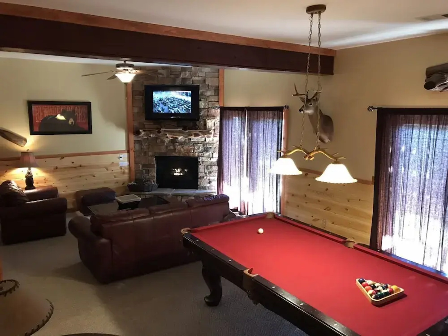 Light`s Mountain Lake Overlook