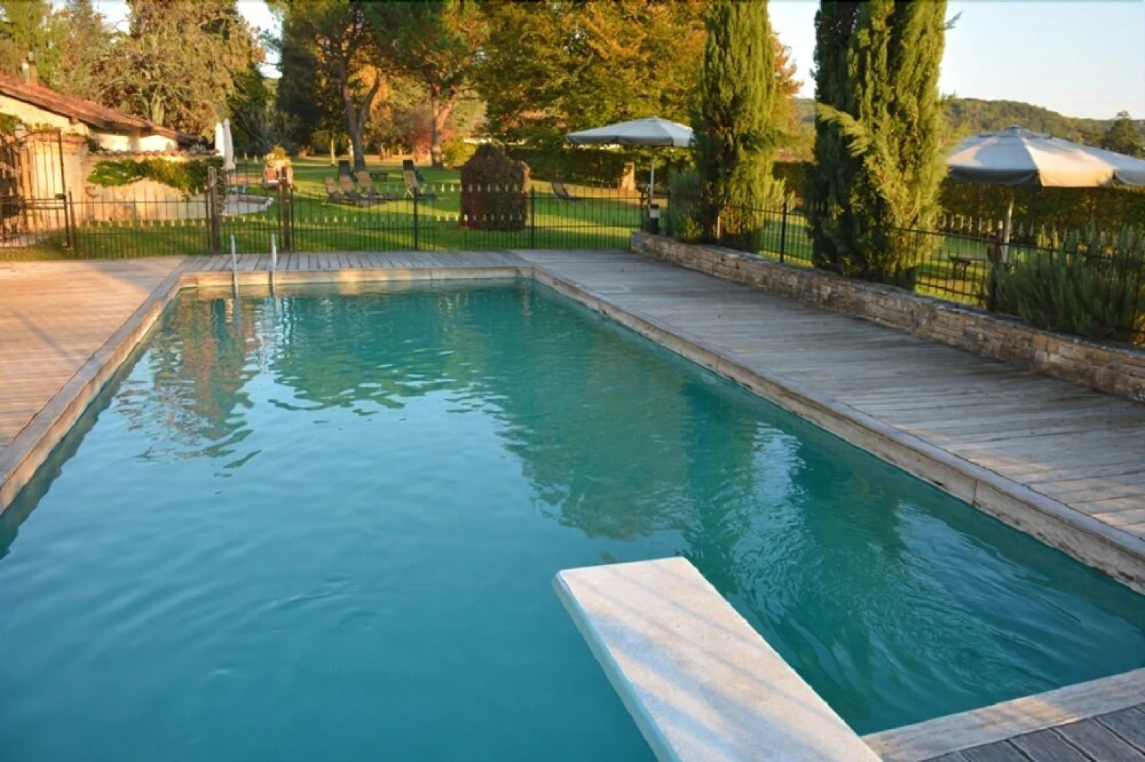 Wonderful location for weddings and parties by French château