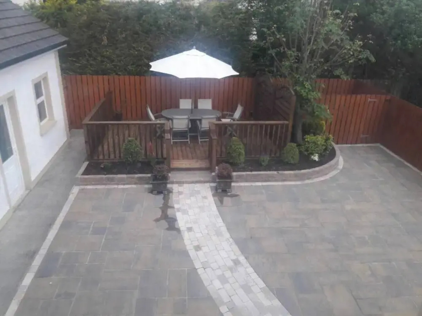 Carndonagh - 3-bedrooms - Sleeps 6/7 - Garden