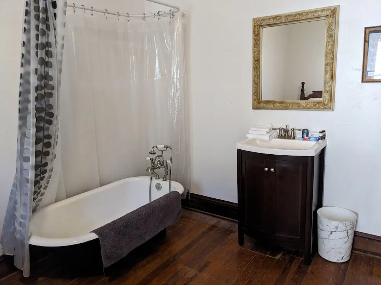 The Oliver House - Adults Only