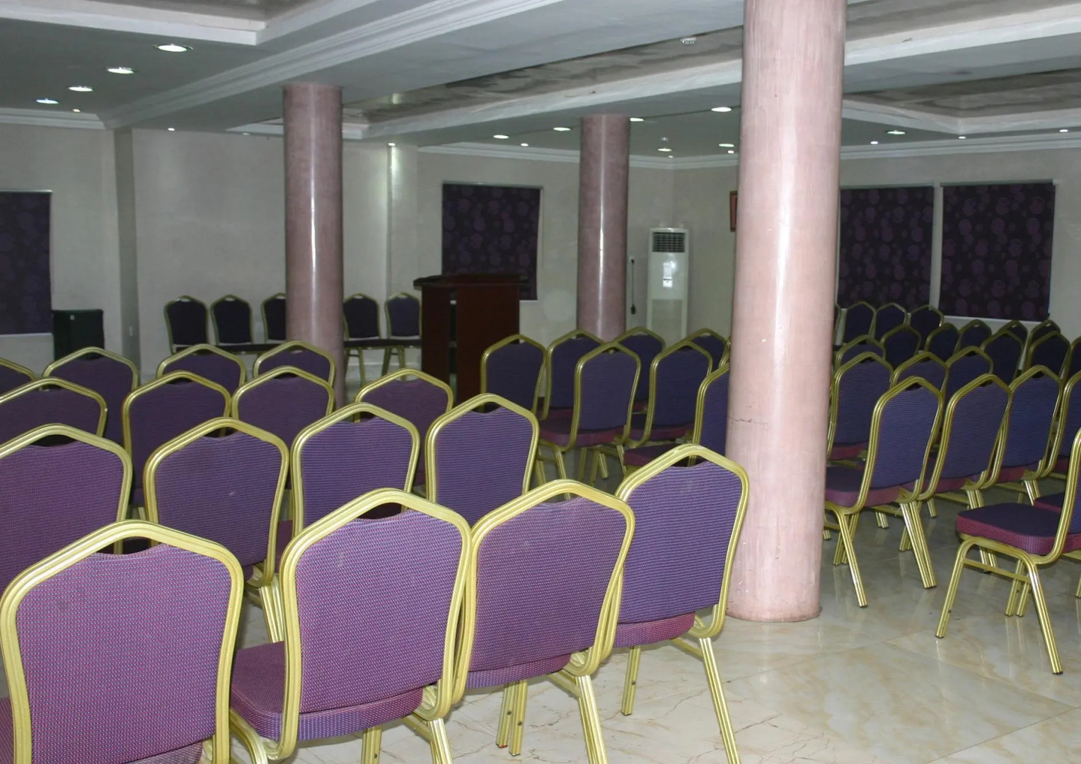 Petrus Hotels Royale