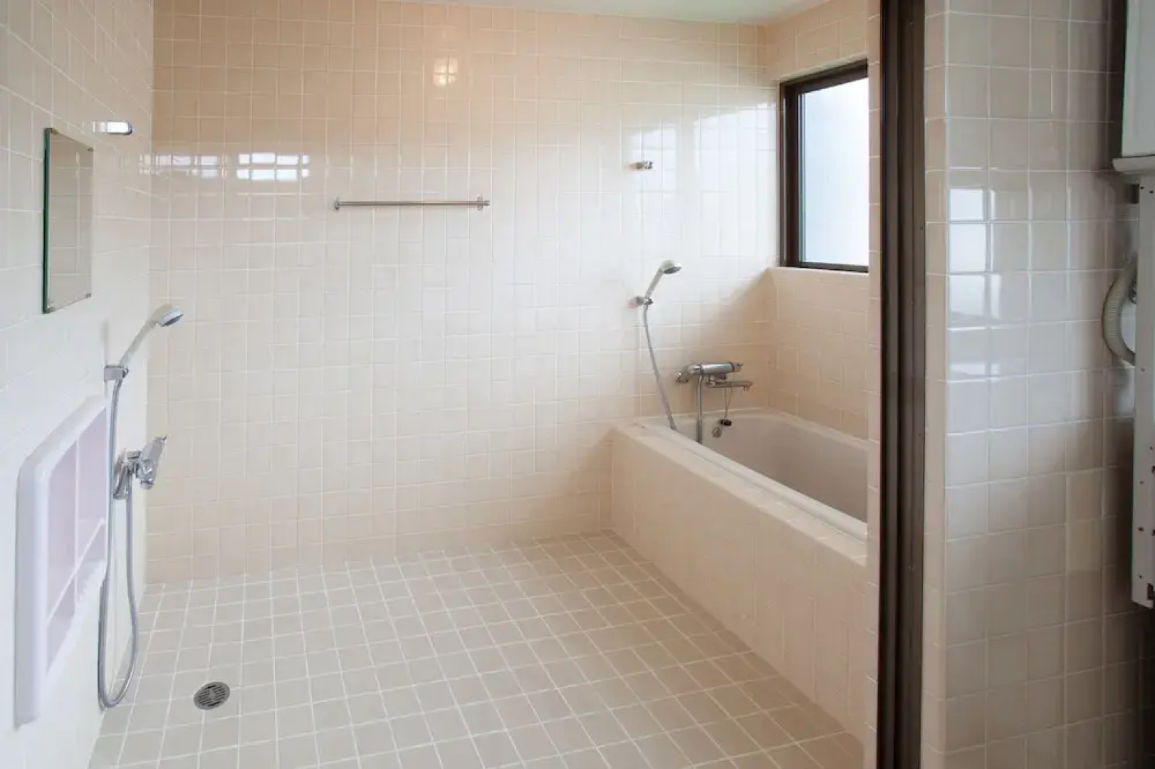 Kariyushi Condominium Resort Kin New Covenant