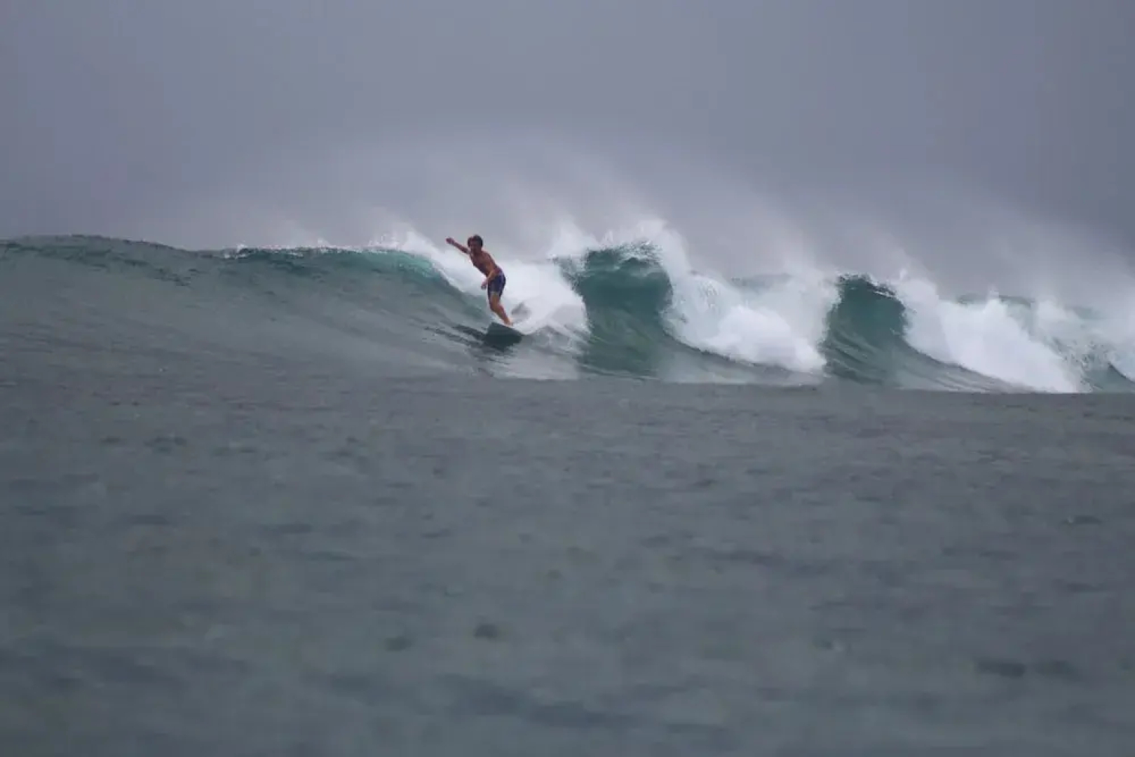 Avanti Surf & Stay