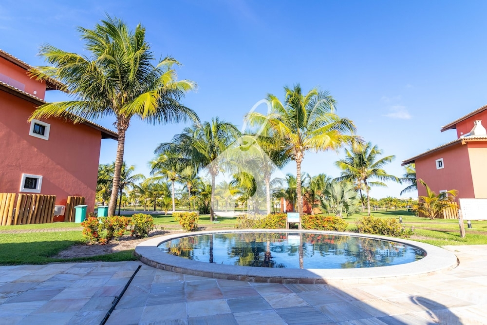 PF14 Great 2 Bedroom Apartment