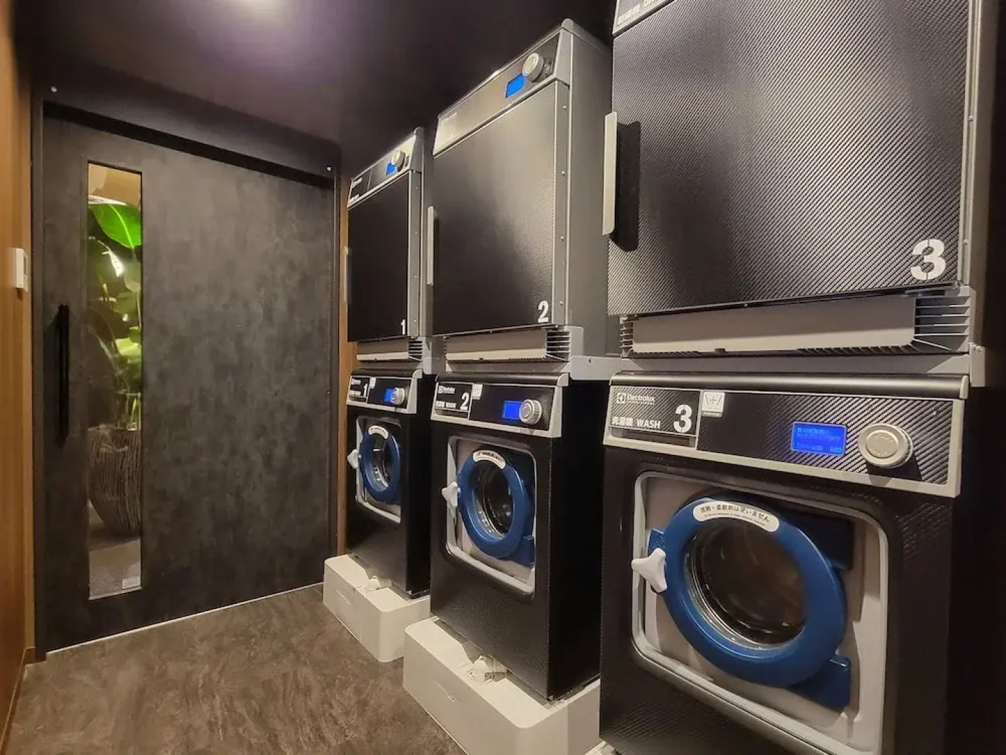 Отель Keihan Tenmabashi Ekimae