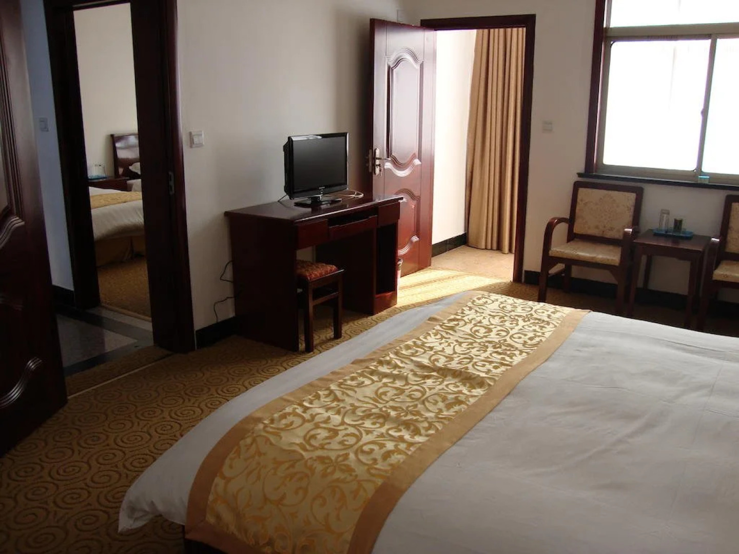 Jiuhuashan Fenghuangyuan Hotel