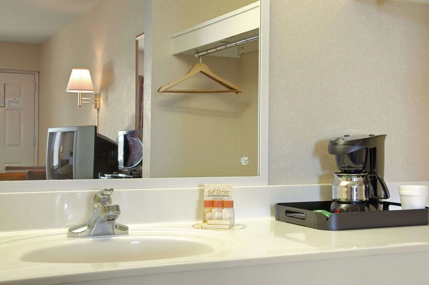 Days Inn by Wyndham Apple Valley Pigeon Forge/Sevierville