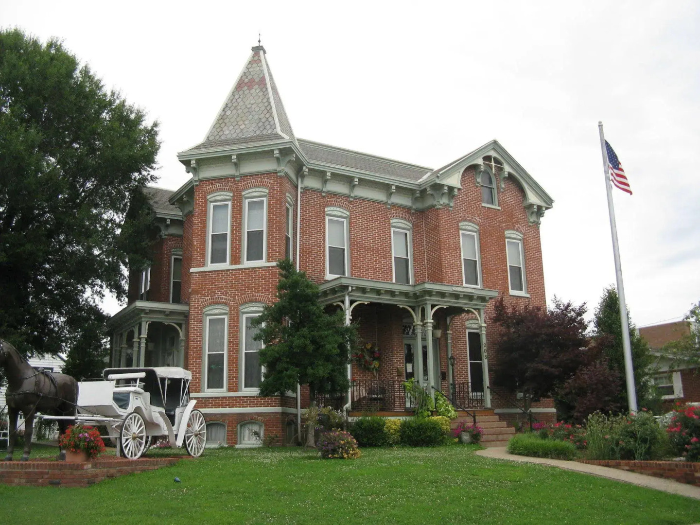 Riverview Mansion