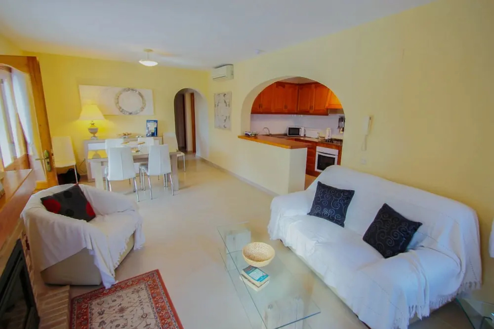 Alldo - hill side with private pool in Moraira