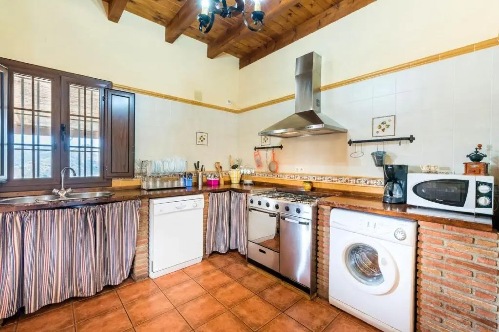 Villa with 5 bedrooms in Almogia with private pool and WiFi 25 km from the beach