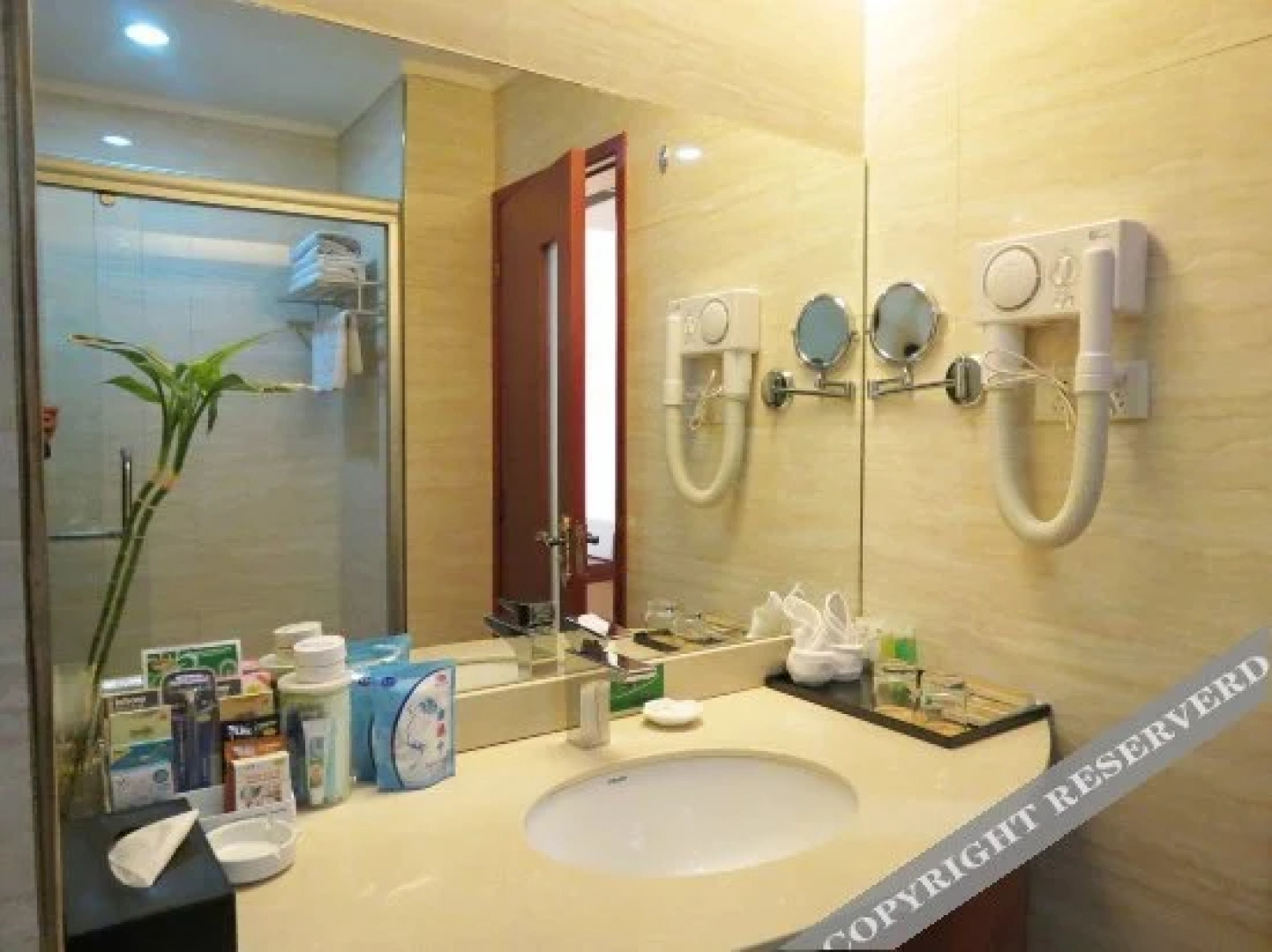 Zhengyang International Hotel