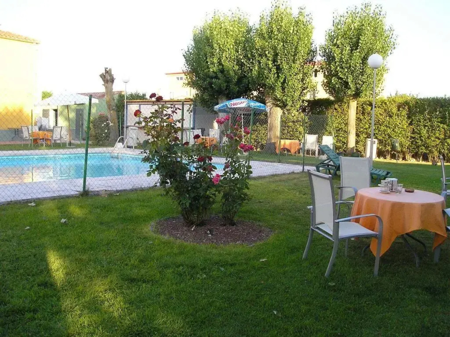 Hostal Restaurante Carolina