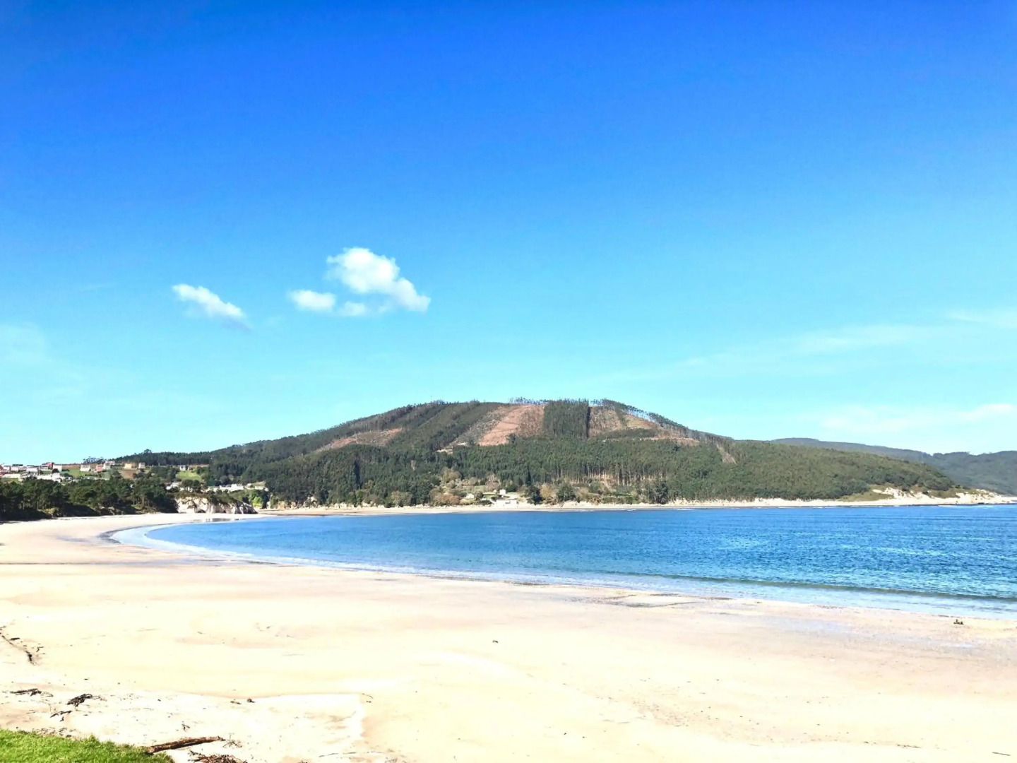 The Cliffs - Galleon Amieiro