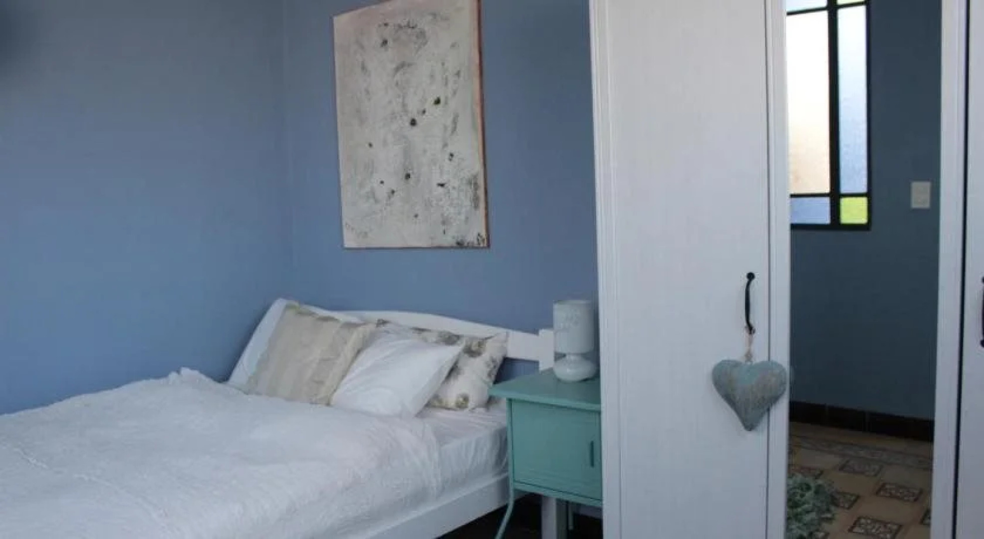 Remus-Art Hostel