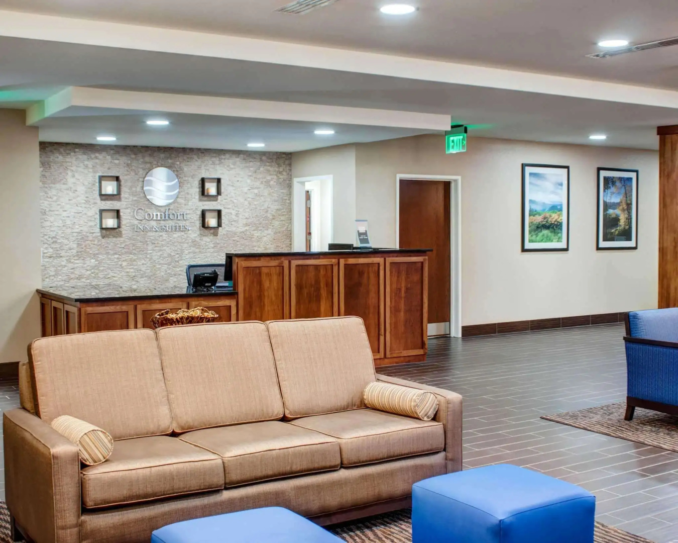Comfort Inn & Suites, Caldwell,  OH