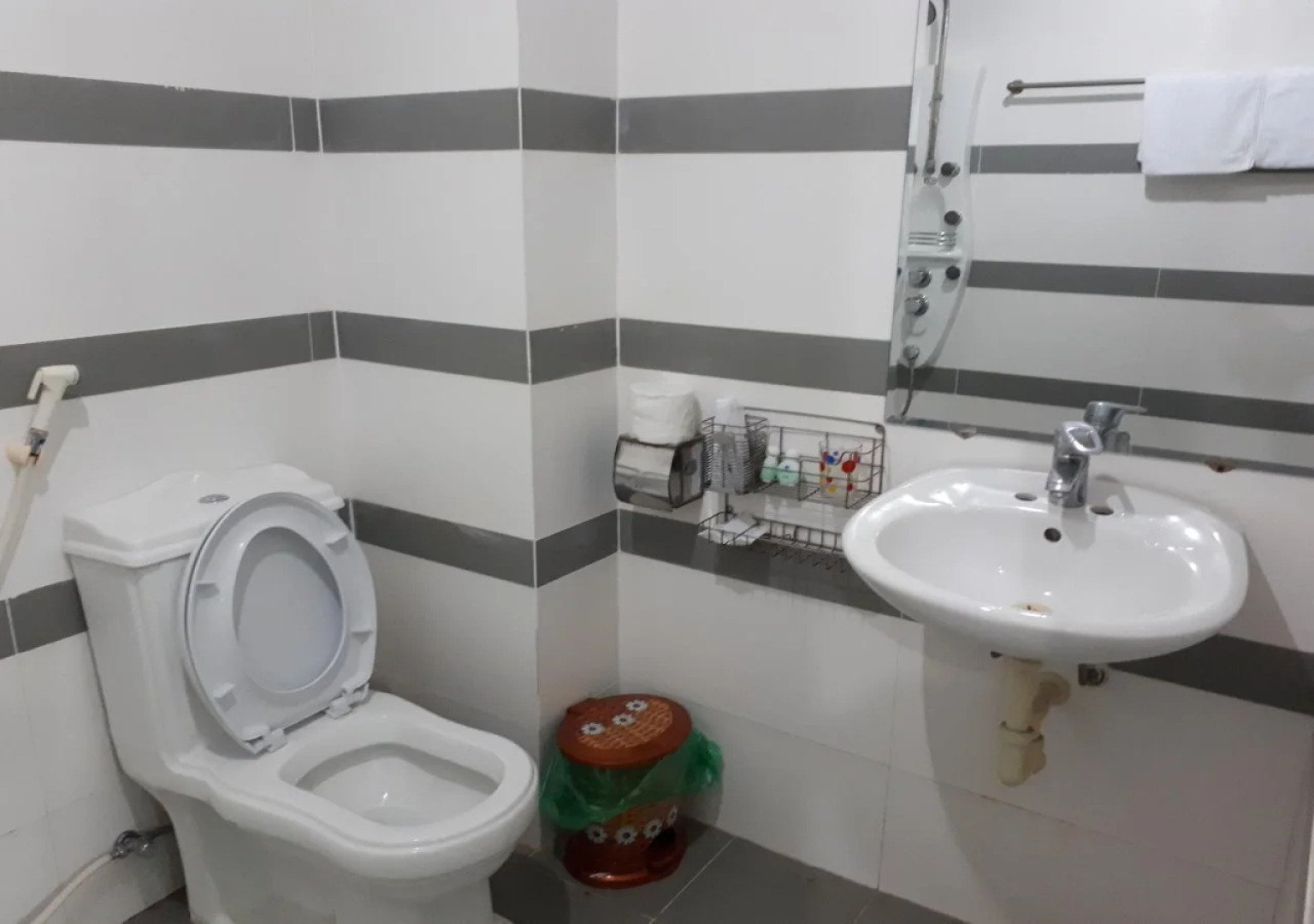 EMT Homestay Hue Vietnam