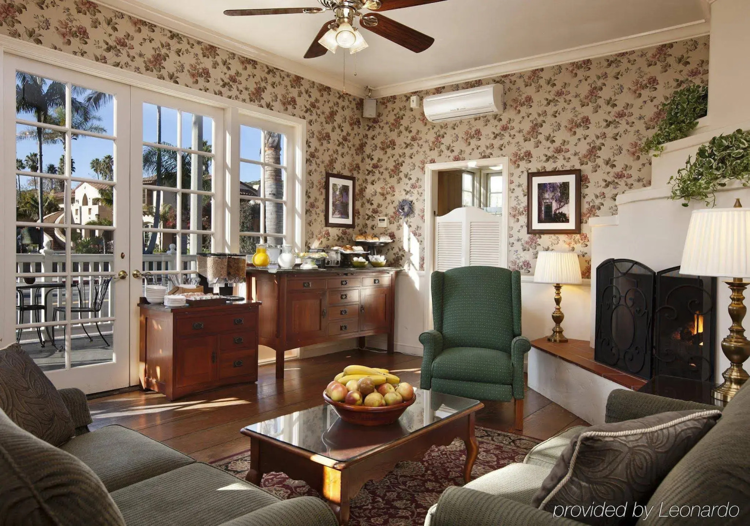 Lavender Inn by the Sea