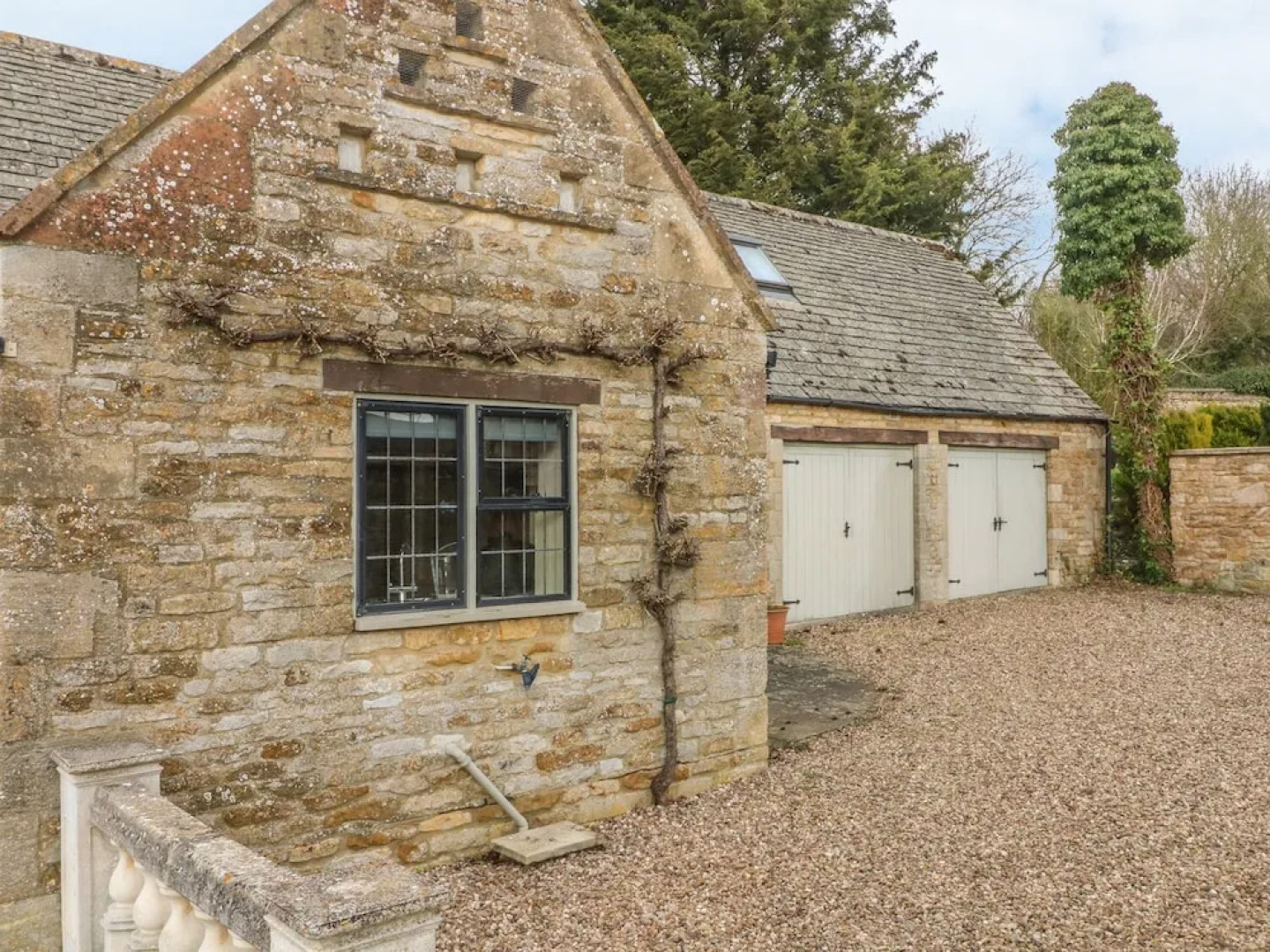 The Court Yard Cottage