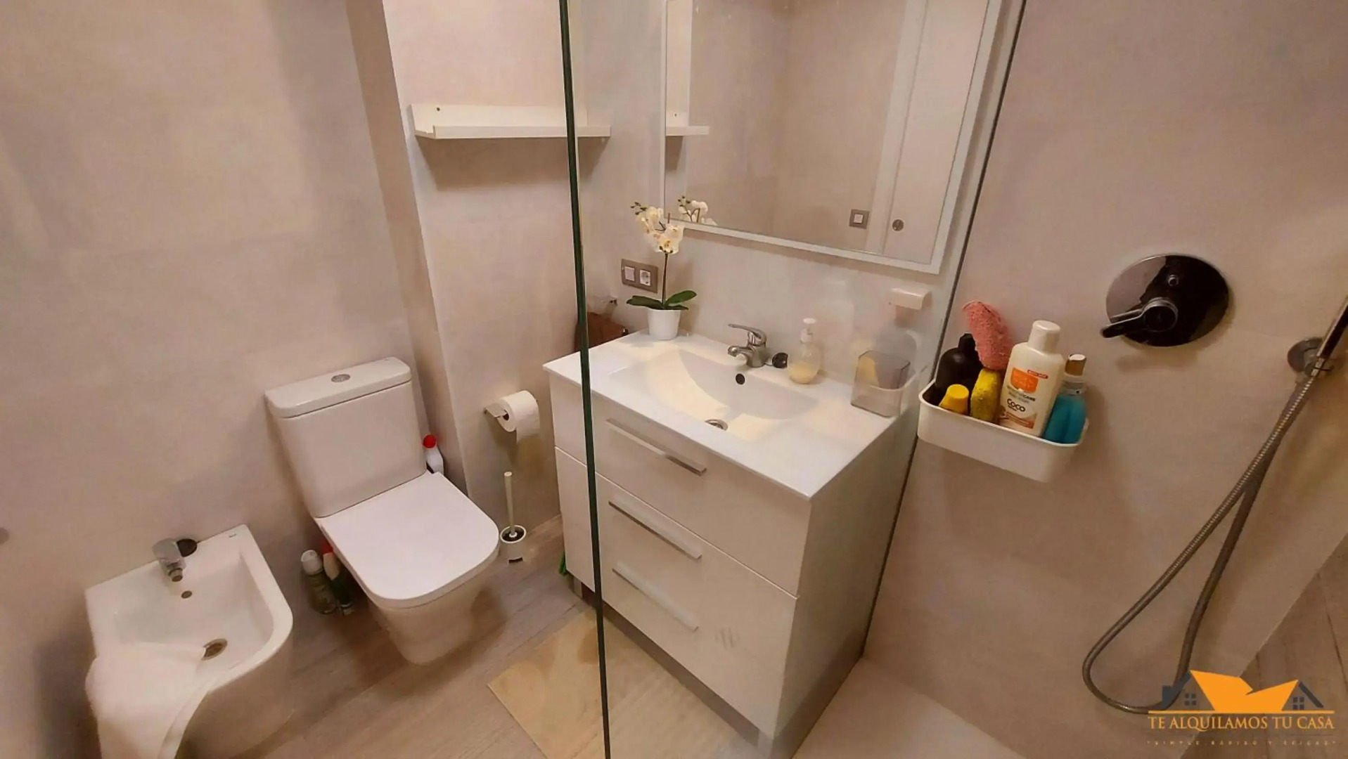 Apartamento doble, residencial con piscina, tenis, futbol, zona infantil